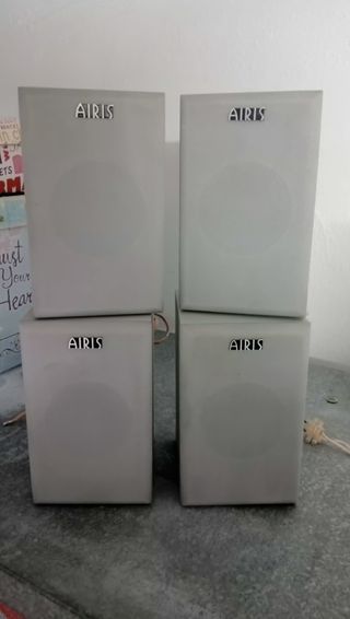 Cuatro Altavoces airis