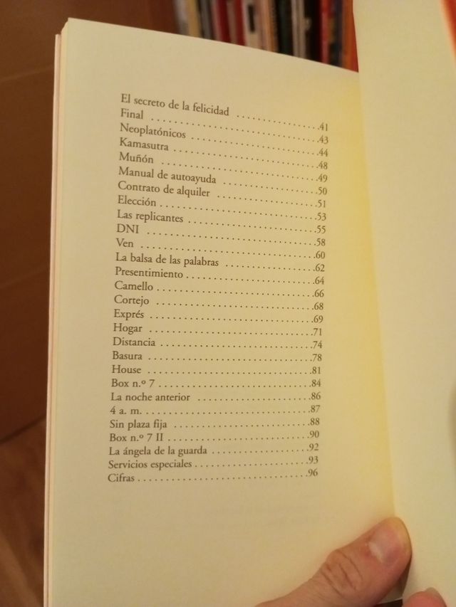 Las replicantes (Cálamo Poesía) (Spanish Edition)