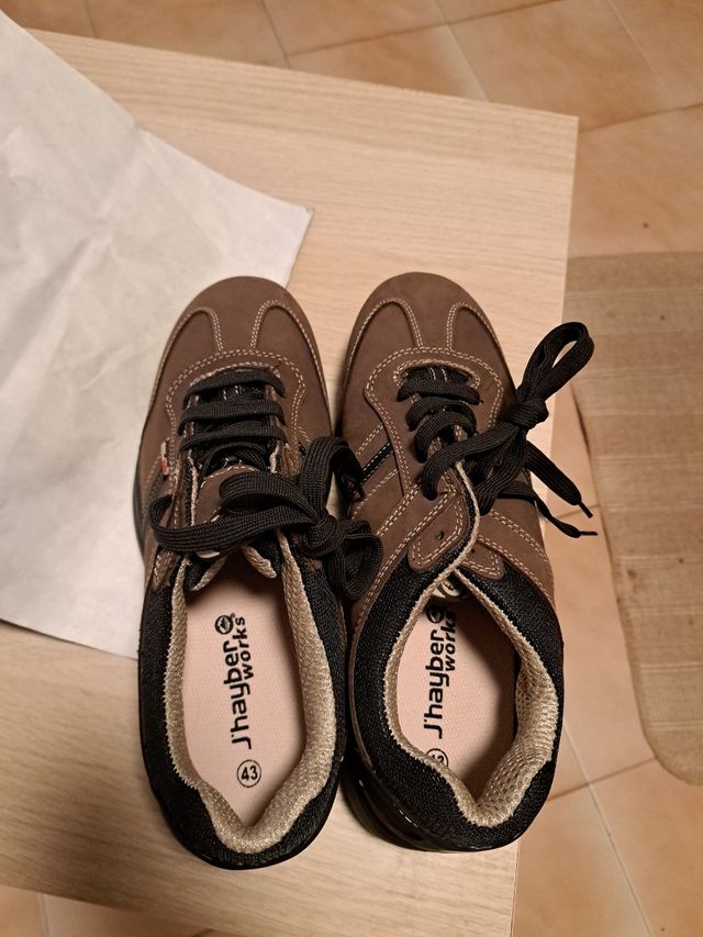 Scarpe da lavoro J'hayber 43, nuove