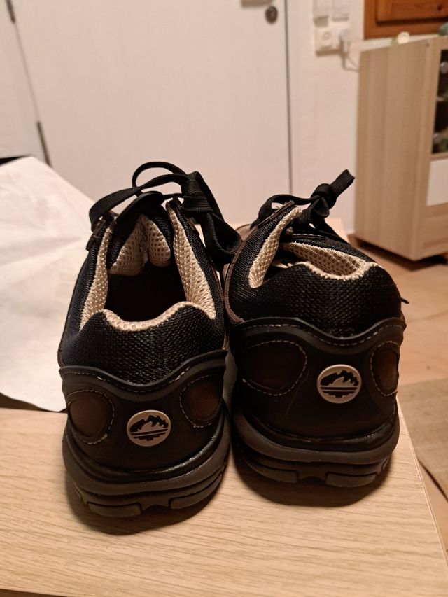 Scarpe da lavoro J'hayber 43, nuove