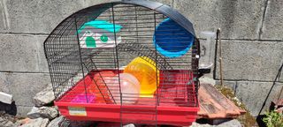 Jaula hamster con accesorios 