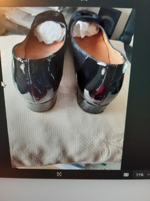 Sapatos da marca Sofia Costa