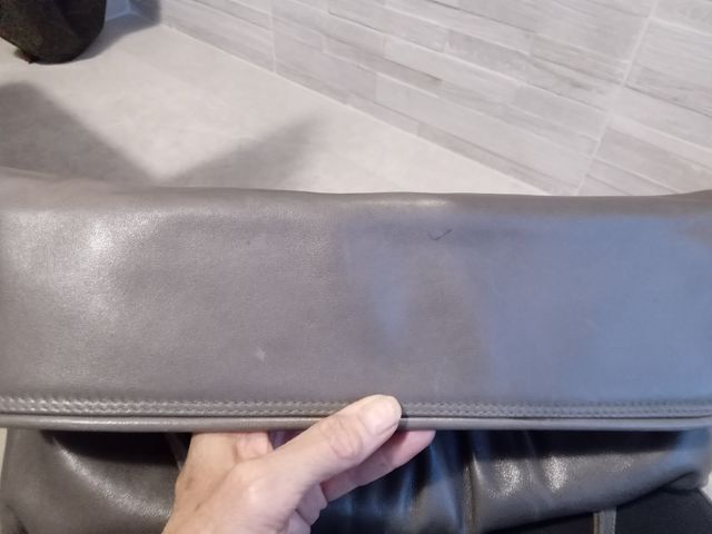 Borsa grigia a tracolla