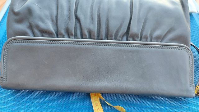 Borsa grigia a tracolla