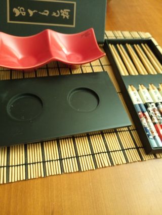 Bandeja 2 cuencos rojo sushi