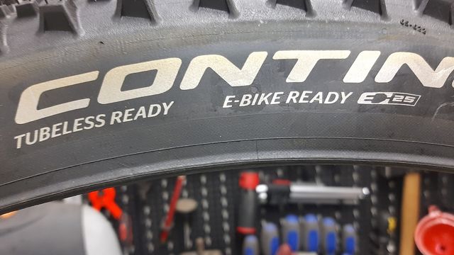 Cubierta para e bike continentall