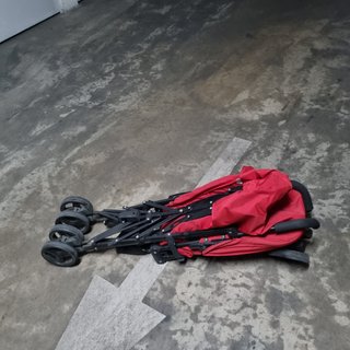 Carrito bebé tipo Maclaren