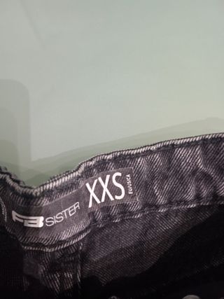 Pantalon corto de mujer