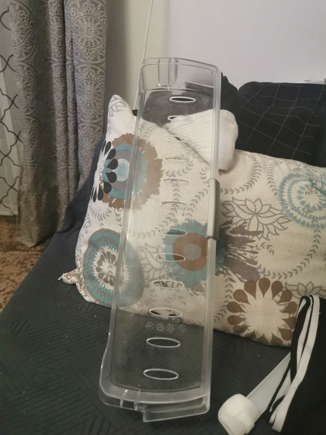 Cajon de la puerta del frigorífico