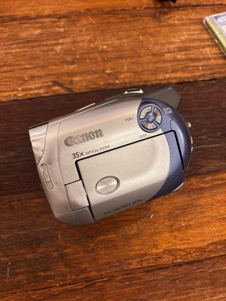 Videocamera Canon DC210