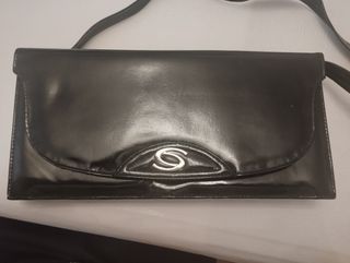 Bolso charol negro 