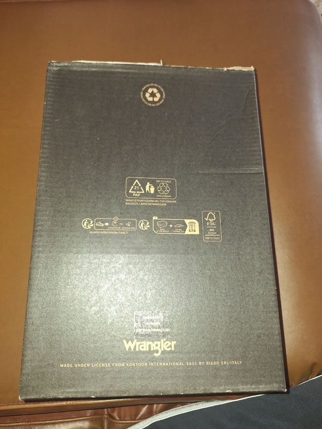 Scarpe bianche sneackers