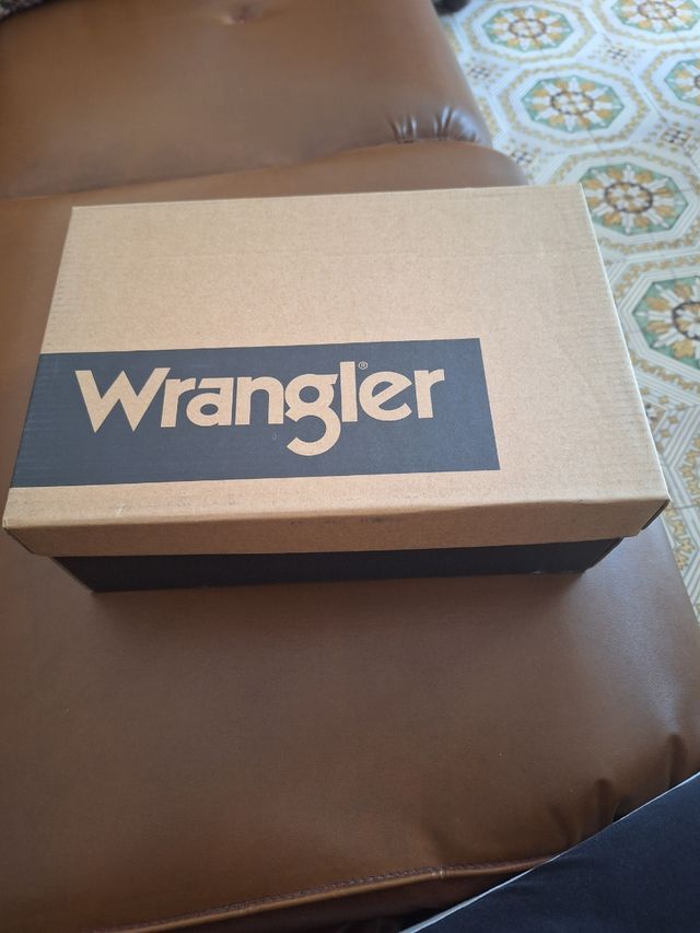 Scarpe bianche sneackers