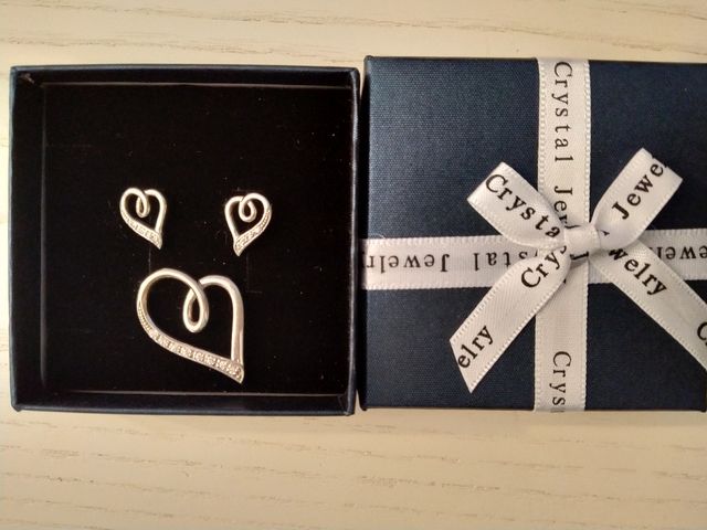 Parure ciondolo e orecchini cuore in argento