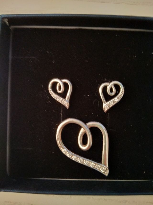 Parure ciondolo e orecchini cuore in argento