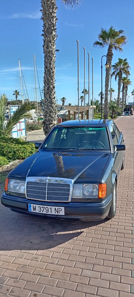 Mercedes-Benz Clase E 1993