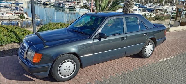 Mercedes-Benz Clase E 1993