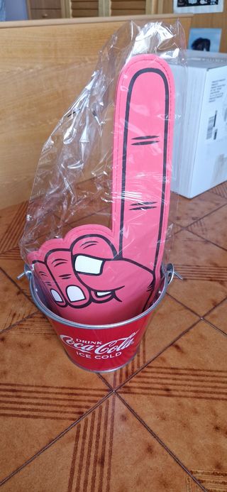 Kit del tifoso Coca Cola
