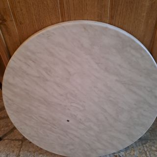 Mesa alta de Forja Maciza. Antigua y robusta