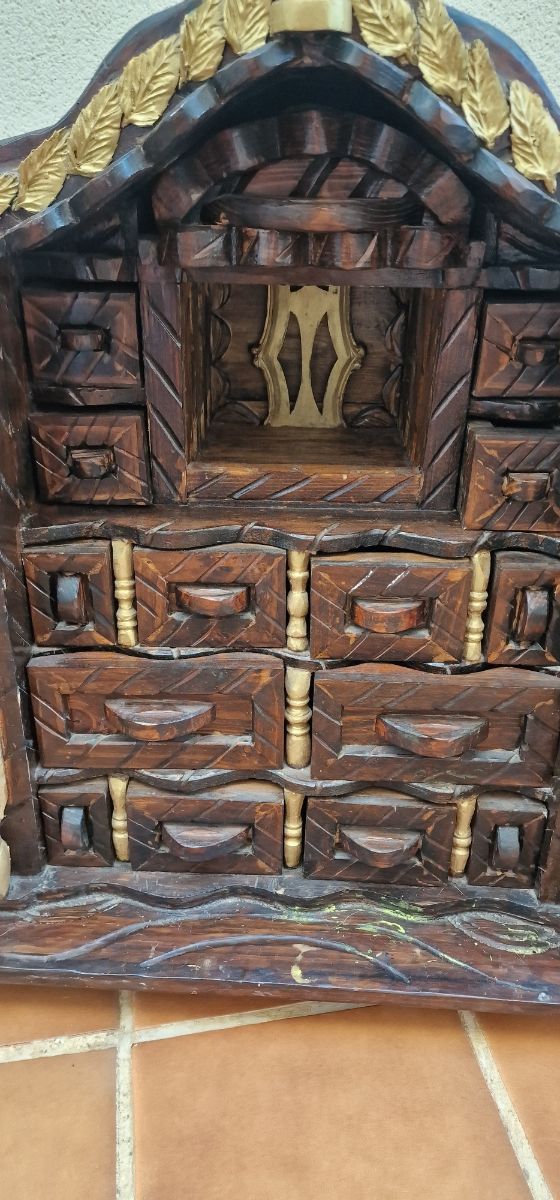 Caseta grrnde madera mazisa muy pesadaemulti cojin