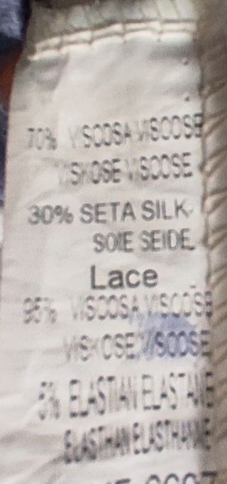 Vestido de señora con falda de 