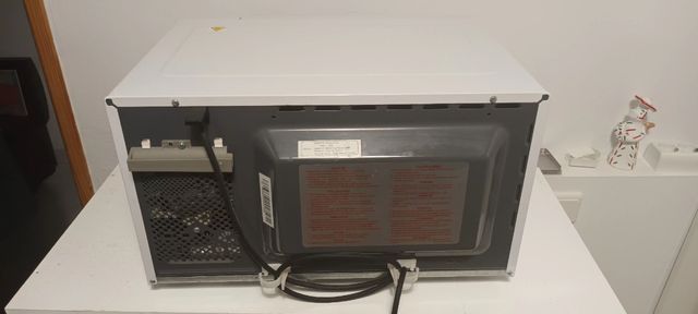 Microondas Panasonic digital 24 litros