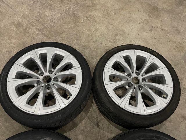 Llantas BMW , Audi - 7 1/2JX17 ( 205/45R17 ) 88v