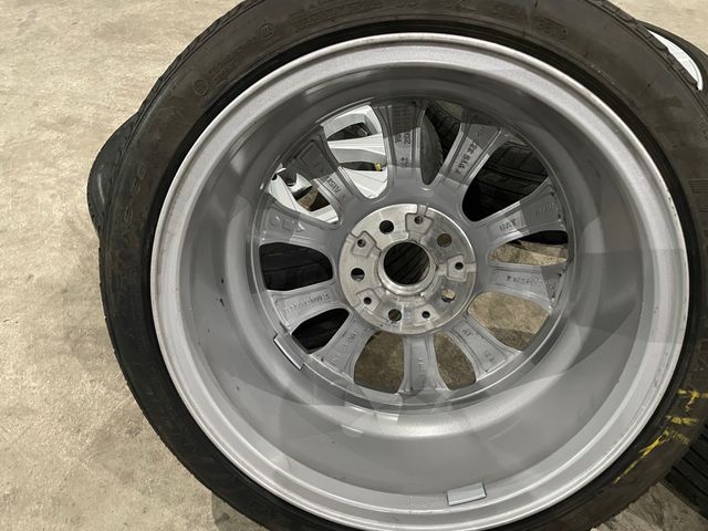Llantas BMW , Audi - 7 1/2JX17 ( 205/45R17 ) 88v
