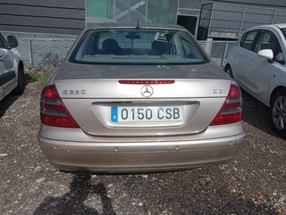 Mercedes-Benz Clase E 2004