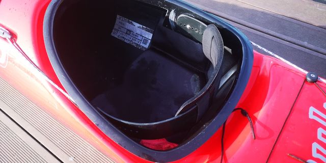 Kayak mar travesía Inuk Nelo