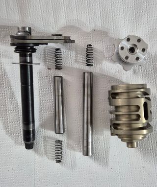 Desmo Ktm selettori e aste cambio, desmodromico