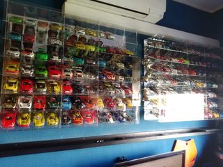 VITRINAS METACRILATO