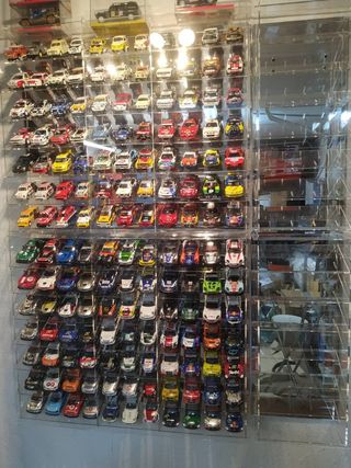 VITRINAS METACRILATO