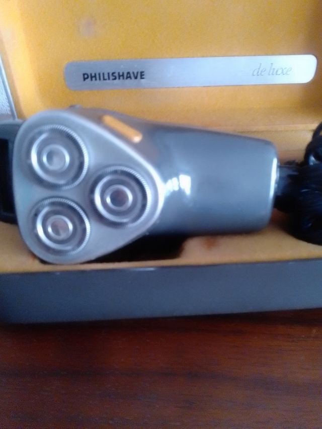 Maquinilla de afeitar antigua