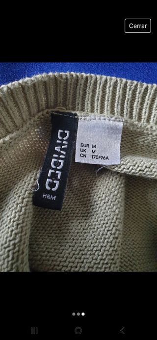 Jersey H&M verde con margaritas