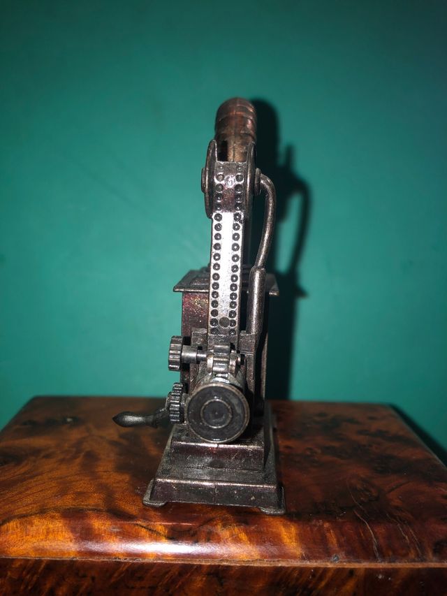 Temperamatite in metallo, collezione, vintage