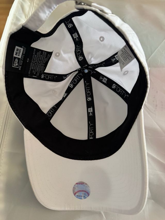 Gorra blanca