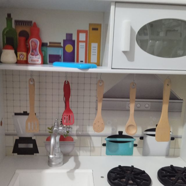 Cocina madera clasica y complementos