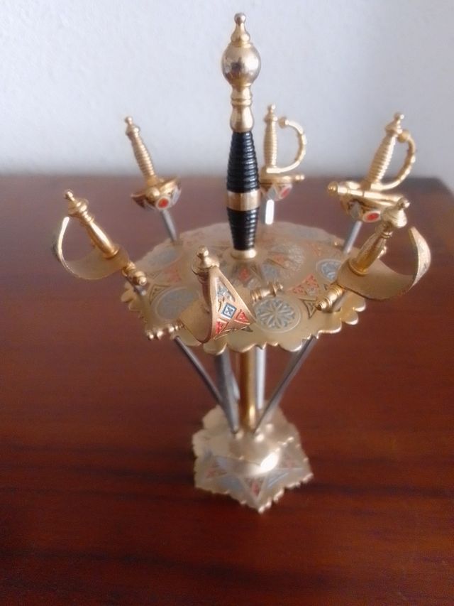 Palillero de espadas