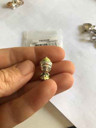 charm niña