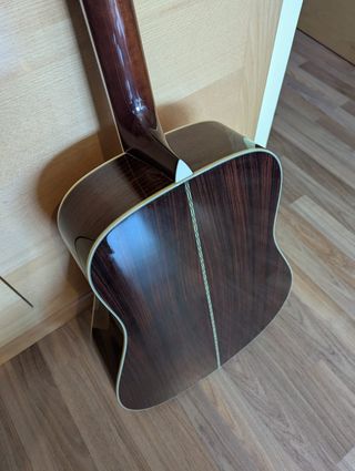 Guitarra Acústica Washburn D39S Cherokee (+funda)