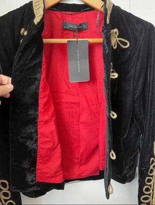 Chaqueta terciopelo de Zara