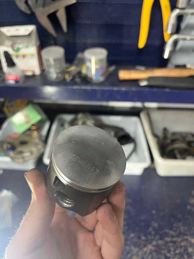 Piston Italkit