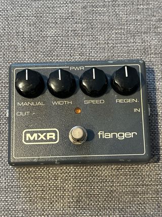 FLANGER MXR M-117R