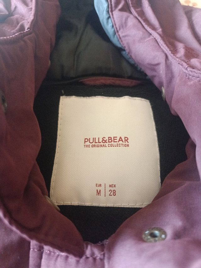 Abrigo burdeos Pull and Bear