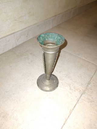 Vaso antiquariato metallo