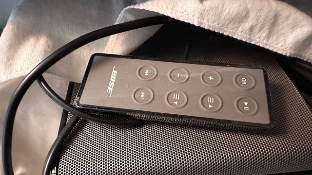 Saunbar stereo Bose con blutooth