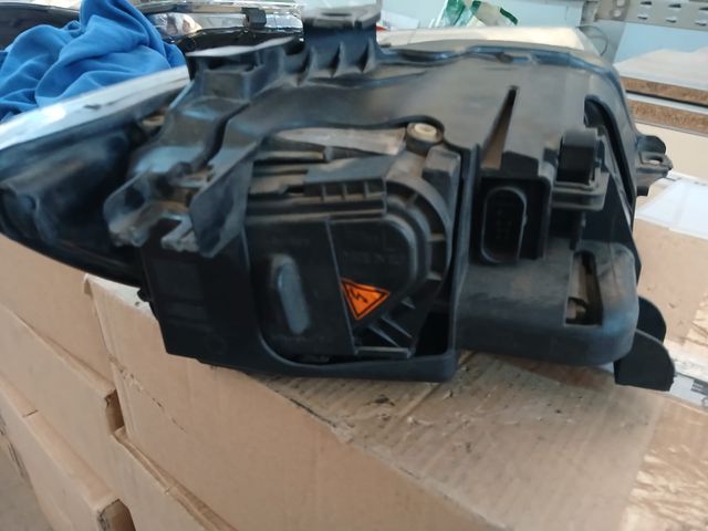 FARO DELANT IZQ AUDI Q7