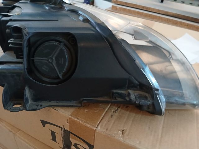 FARO DELANT IZQ AUDI Q7