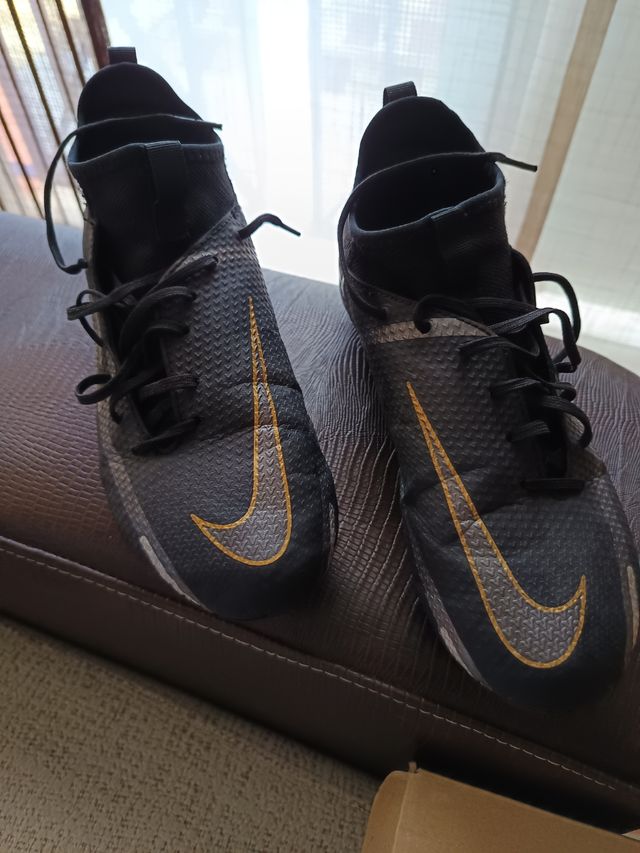 Botas fútbol Nike